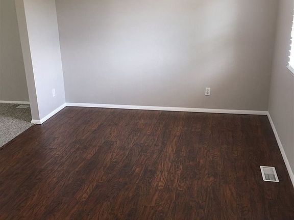 5th image of 103 Idlewood Dr