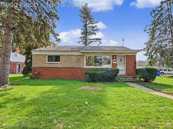 31740 Norrid Cir, Warren, MI 48092