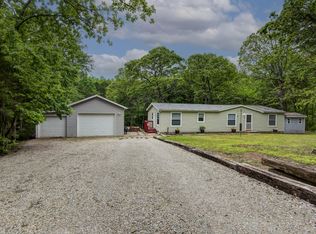 135 Walnut Ridge Rd, Branson, MO 65616