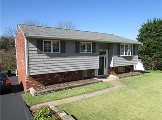 519 Friendship Dr, McKeesport, PA