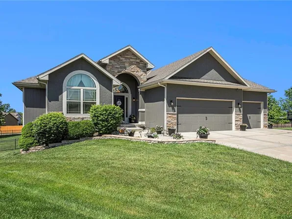 12341 Farrow Ave, Kansas City, KS 66109
