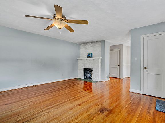 5th image of 2702 Avenel Ave SW