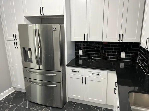 540 61st Street image 6 of 16