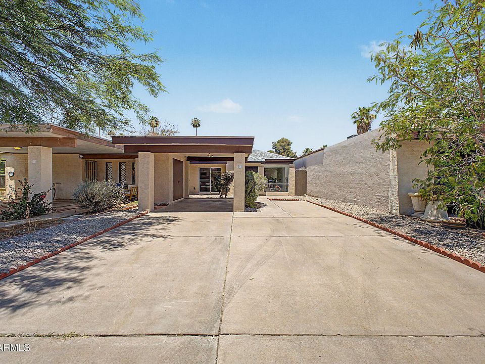 1st image of 564 E ROYAL PALMS Drive