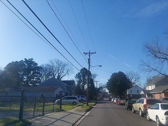 5th image of 1036 Kenton Ave