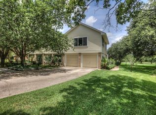 114 April Wind Dr S, Montgomery, TX 77356