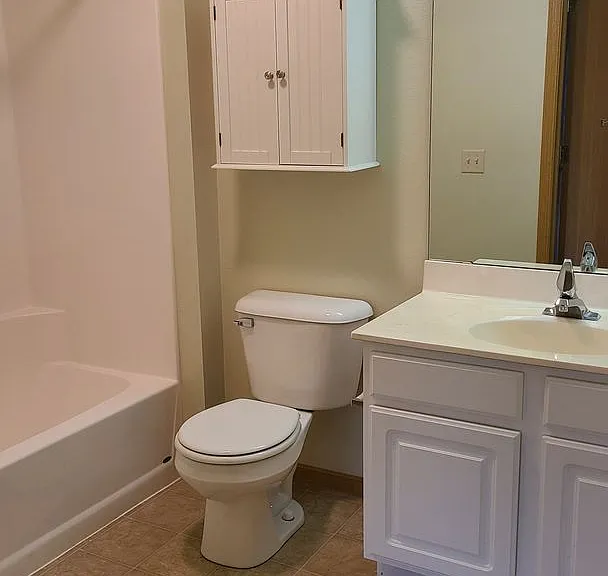 Prairie Crest Apartments — Photo 101