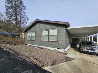 8401 Old Stage Rd UNIT 10, Central Point, OR 97502