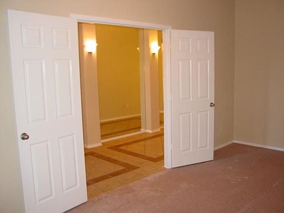3rd image of 1423 Ten Mile Dr