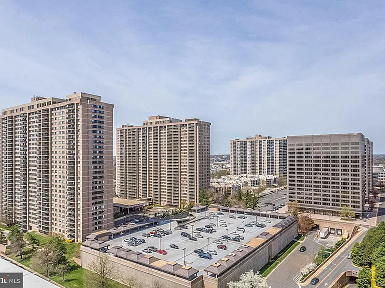 3709 S George Mason Dr E #1609 — Photo 29
