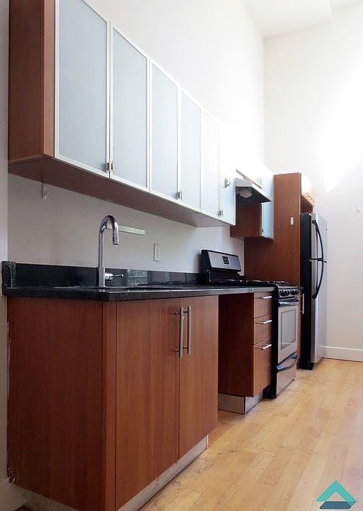 1st image of 164 Scholes St APT 4A