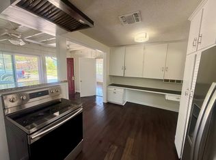 217 Deerwood Dr, San Antonio, TX 78209
