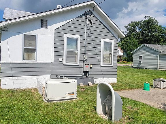 4th image of 633 5th Ave
