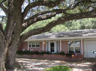 604 E Inez St, Beeville, TX 78102