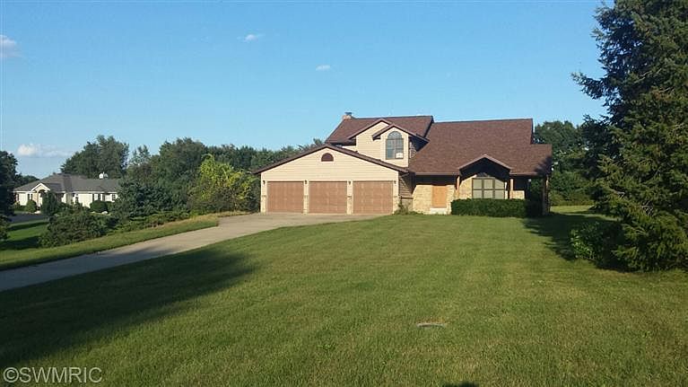 1st image of 4670 Hidden Shore Dr