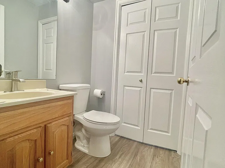 1201 E Parkstone Dr — Photo 12
