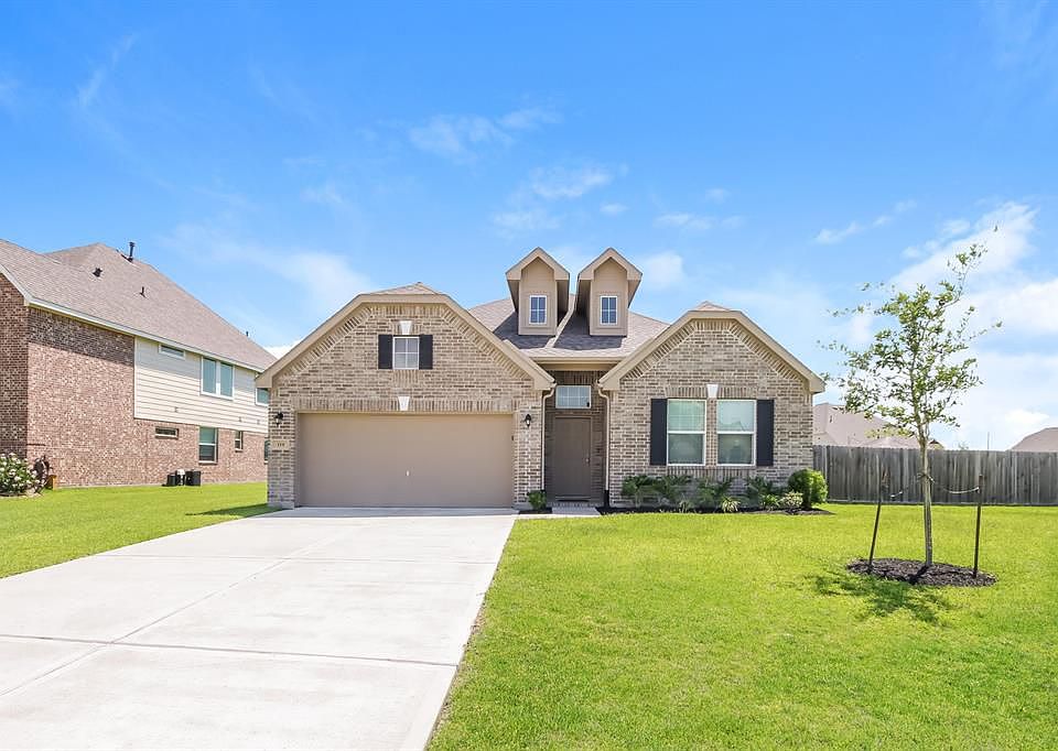 1st image of 119 San Saba Dr