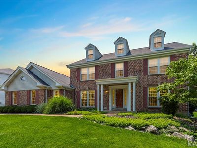 2793 Sun Meadow Dr, Chesterfield, MO, 63005
