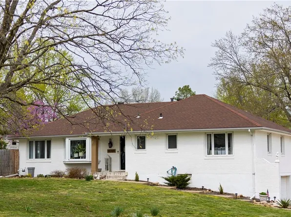 18700 E 29th Ter S, Independence, MO 64057