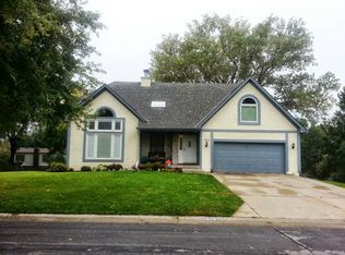 7824 Park St, Shawnee, KS 66216