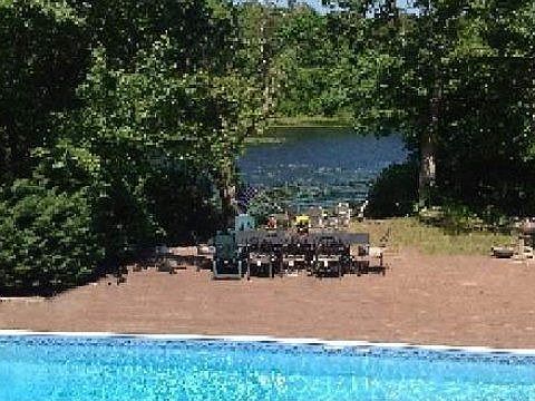 1st image of 162 Montauk Hwy