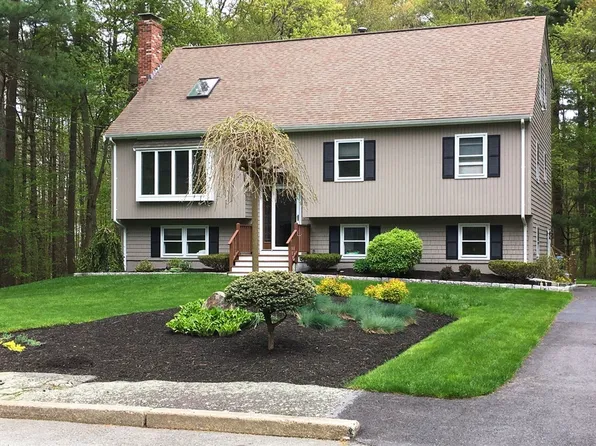 32 Olde Farm Rd, South Easton, MA 02375