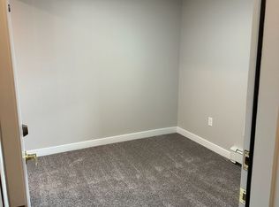 636 S Johnson St #3, Iowa City, IA 52240