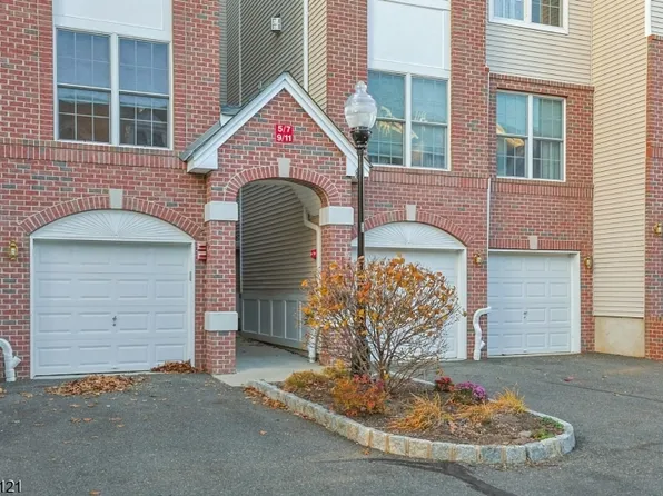 5 Ashley Ct, Hawthorne Boro, NJ 07506