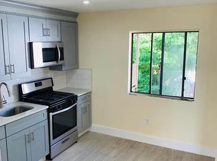 4004 Victory Blvd #CA, Staten Island, NY 10314