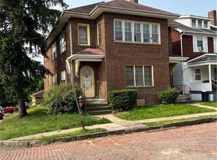 3220 Grover St, McKeesport, PA 15132