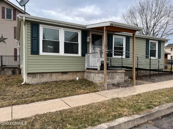 15 Nassau St, Danville, PA 17821