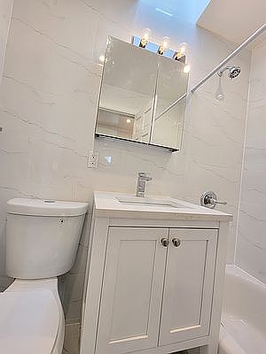 5th image of 415 W 56th St #Vv