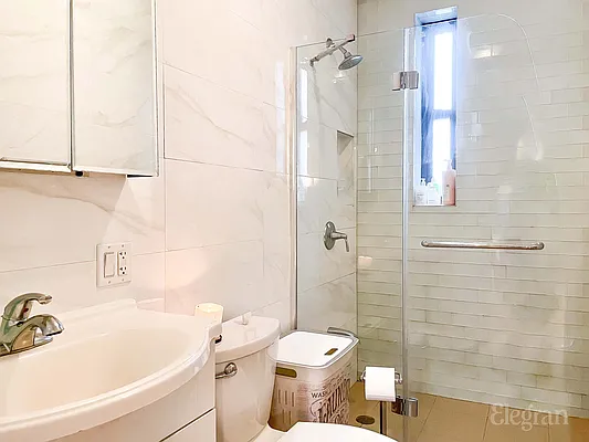 Rented by Elegran | media 9