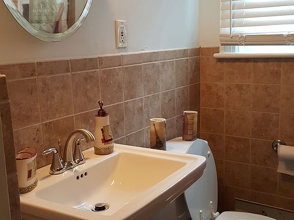 4th image of 3589 Norland Circle
