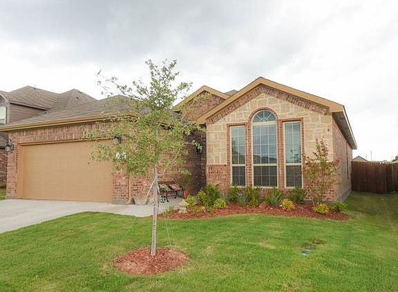 2nd image of 1200 Vaughna Dr