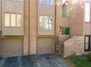 314 Elm Ct, Pittsburgh, PA