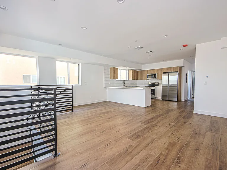 6421 Troost Ave — Photo 6