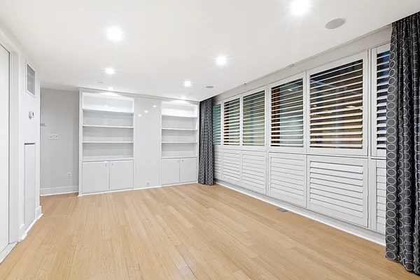 Sold by Douglas Elliman | media 26