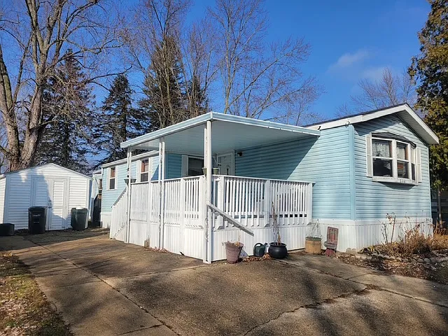 6461 Lakeview Ln #147 photo 1
