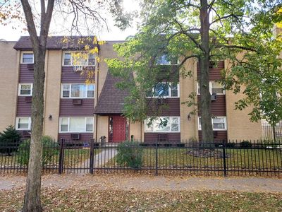 1627 W Touhy Ave APT 305, Chicago, IL, 60626