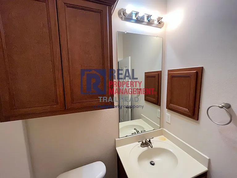 7901 Marydean Ave — Photo 13