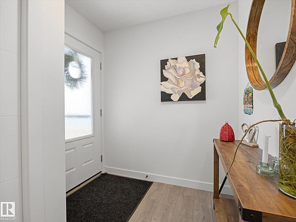 4th image of 20935 95th Ave NW