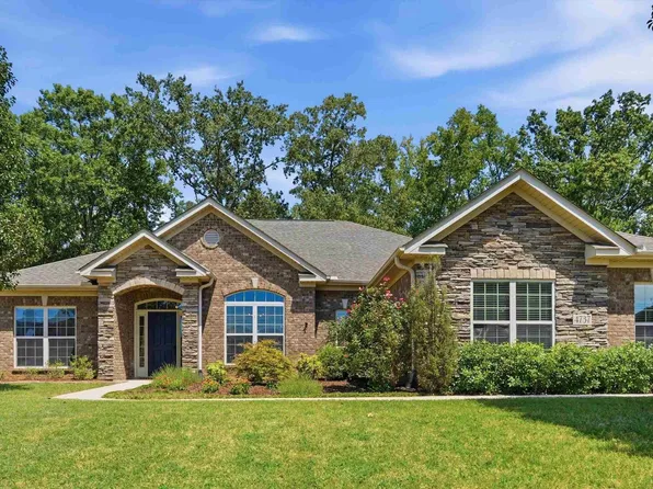 4737 Autumn Dusk Dr, Owens Cross Roads, AL 35763