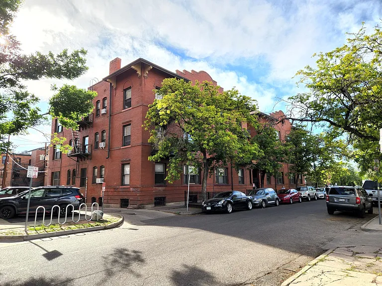 1475 N Humboldt St #8 — Photo 2