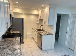 9865 Riverside Dr #9865-9-32, Pompano Beach, FL 33071