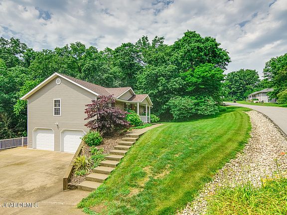 4th image of 1746 Shady Ln
