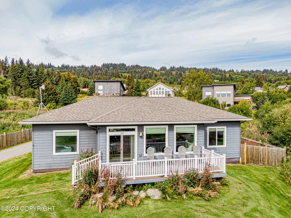 950 Shelley Ave, Homer, AK 99603
