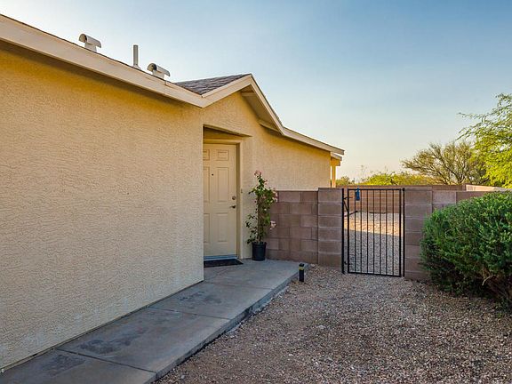 4th image of 3192 W Via Campana De Oro