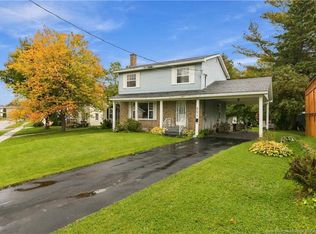 221 Broadway St, Moncton, NB E1A3Y5