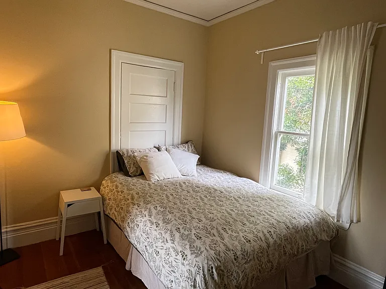 1815 Derby St #D — Photo 5
